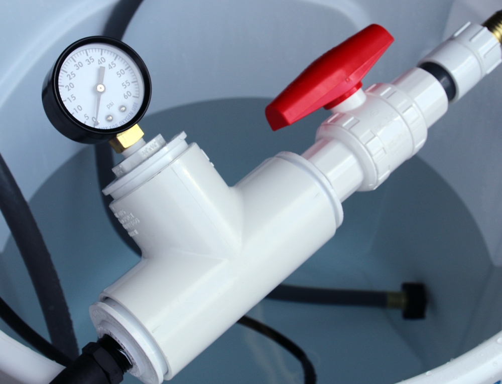 PipeFuze Repairing Underground Pool Pipe Leaks With PipeFuze